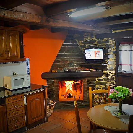 Casa Freixe Apartamentos Rurales Santa Eulalia de Oscos Luaran gambar