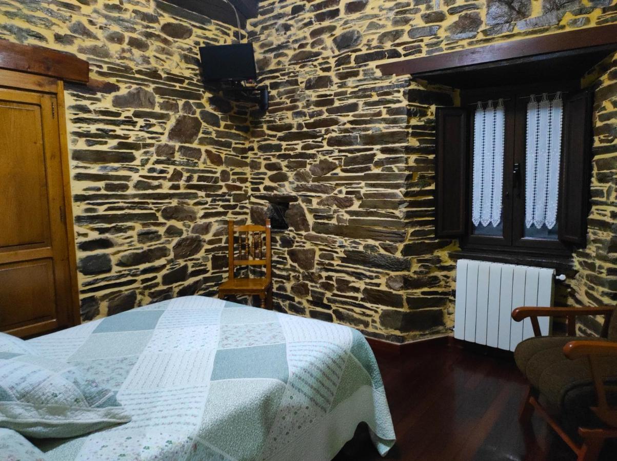 Casa Freixe Apartamentos Rurales Santa Eulalia de Oscos Luaran gambar