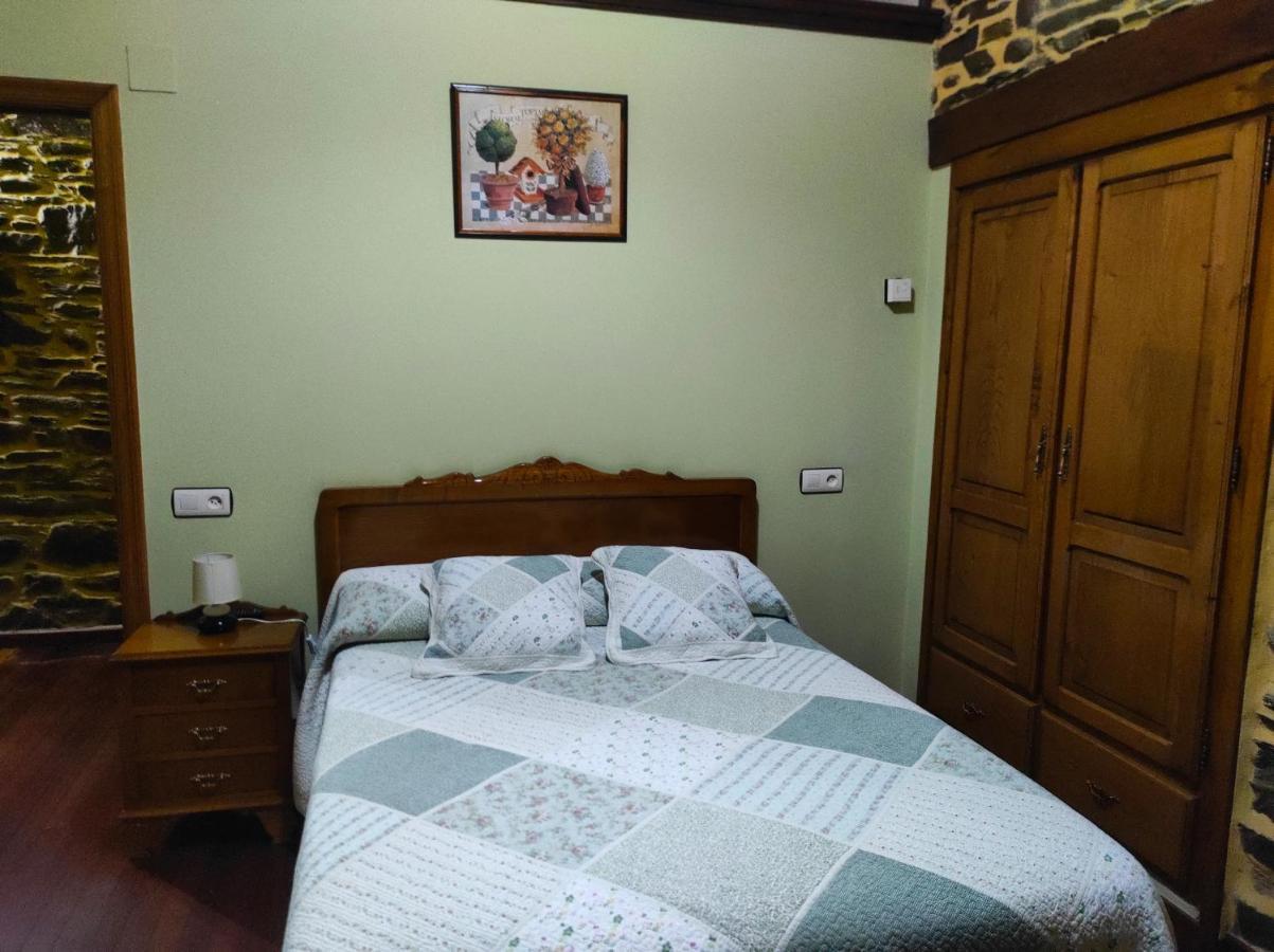 Casa Freixe Apartamentos Rurales Santa Eulalia de Oscos Luaran gambar