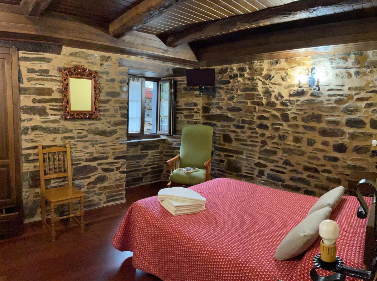 Casa Freixe Apartamentos Rurales Santa Eulalia de Oscos Luaran gambar