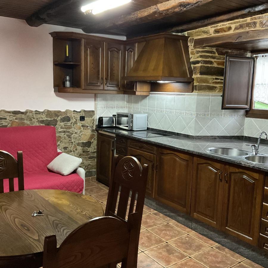 Casa Freixe Apartamentos Rurales Santa Eulalia de Oscos Luaran gambar